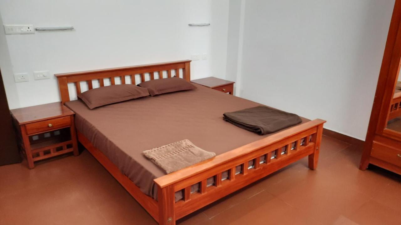 Poovar Sea View Rooms And Boating Family & Couple Only Extérieur photo