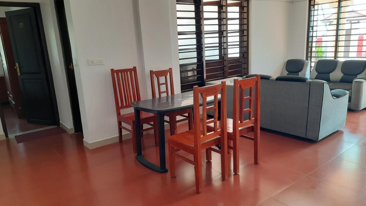 Poovar Sea View Rooms And Boating Family & Couple Only Extérieur photo