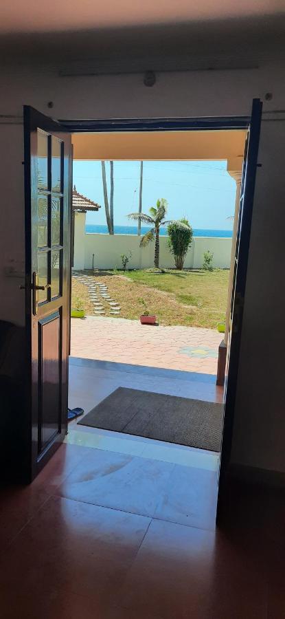 Poovar Sea View Rooms And Boating Family & Couple Only Extérieur photo