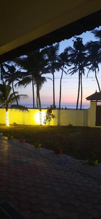 Poovar Sea View Rooms And Boating Family & Couple Only Extérieur photo