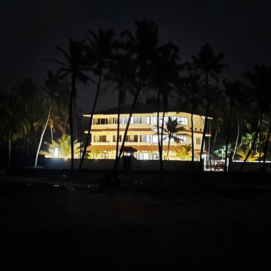 Poovar Sea View Rooms And Boating Family & Couple Only Extérieur photo